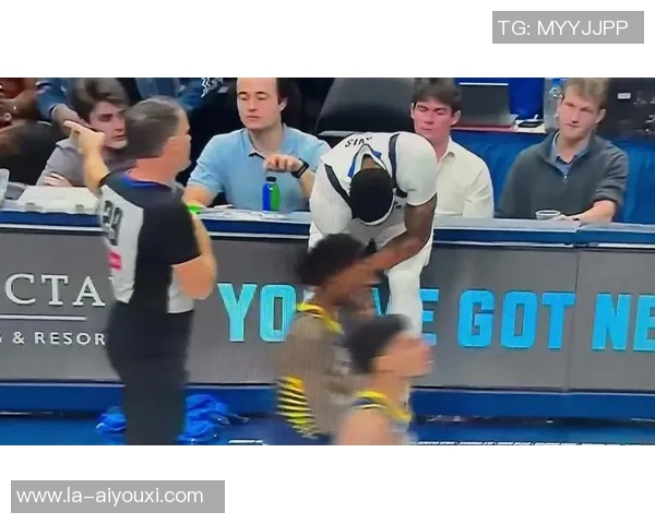 安东尼:几个月没比赛身体未到最佳状态;没拿到3分有点难过 安东尼:几个月没比赛身体未到最佳状态;没拿到3分有点难过