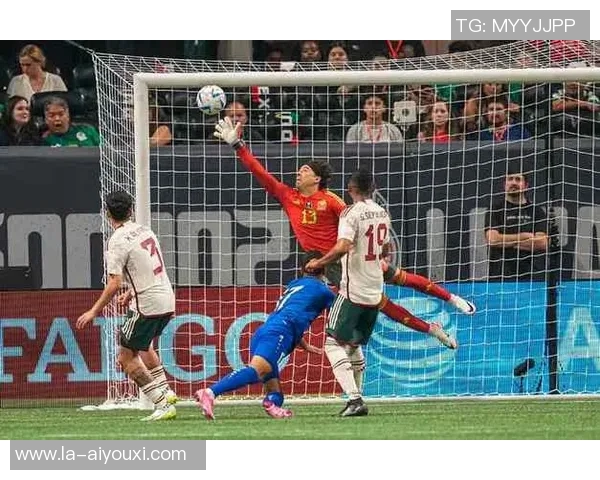 阿斯:奥乔亚希望保持状态参加世界杯,一西乙俱乐部想引进他 阿斯:奥乔亚希望保持状态参加世界杯,一西乙俱乐部想引进他